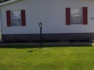 193 Sunrise Ln, Hiram, OH 44234