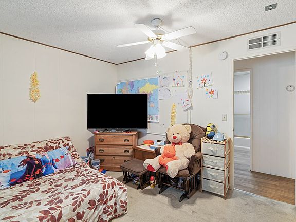 5th image of 18555 Roberts Rd
