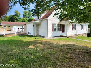 216 Gilliam St, Rocky Top, TN 37769