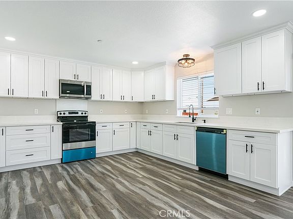 4th image of 71690 Juanita Dr