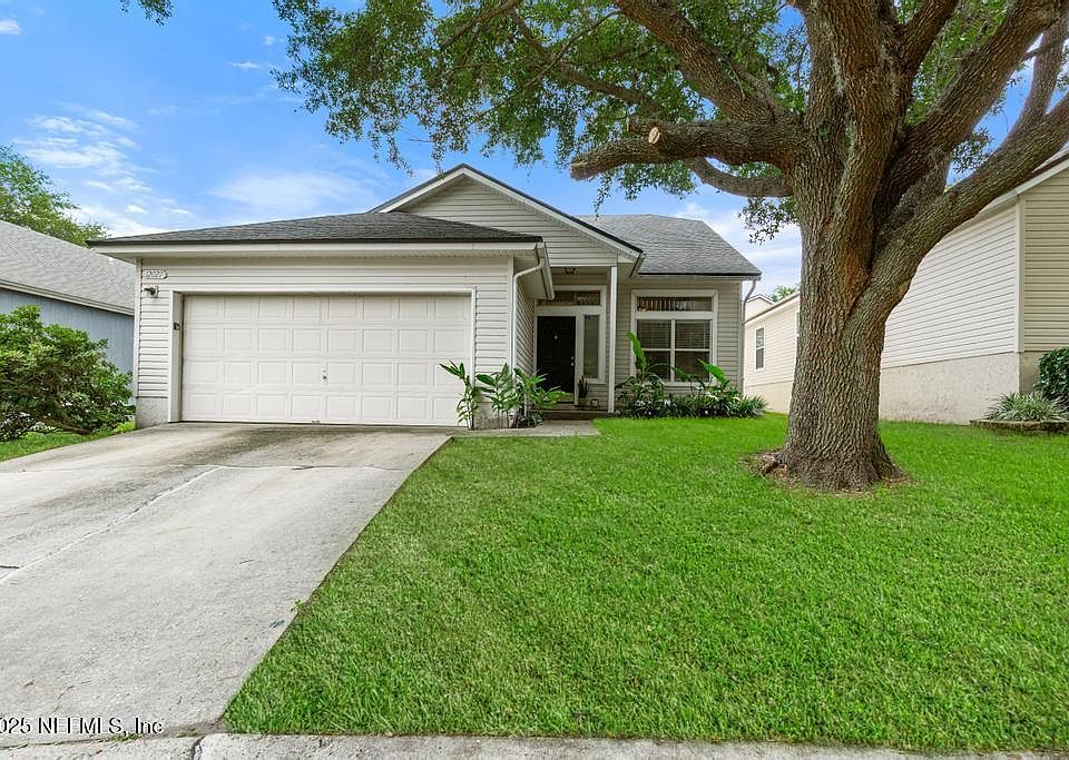 1st image of 12027 HARBOUR COVE Drive S