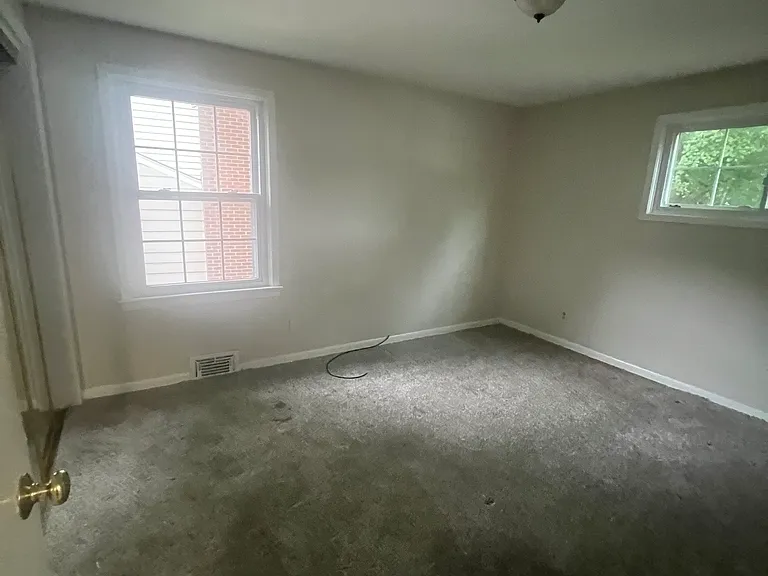 3634 Runnymede Blvd — Photo 38