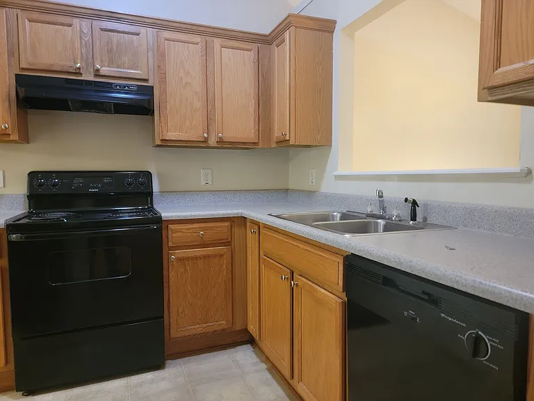 5530 Union Pointe Pl — Photo 13