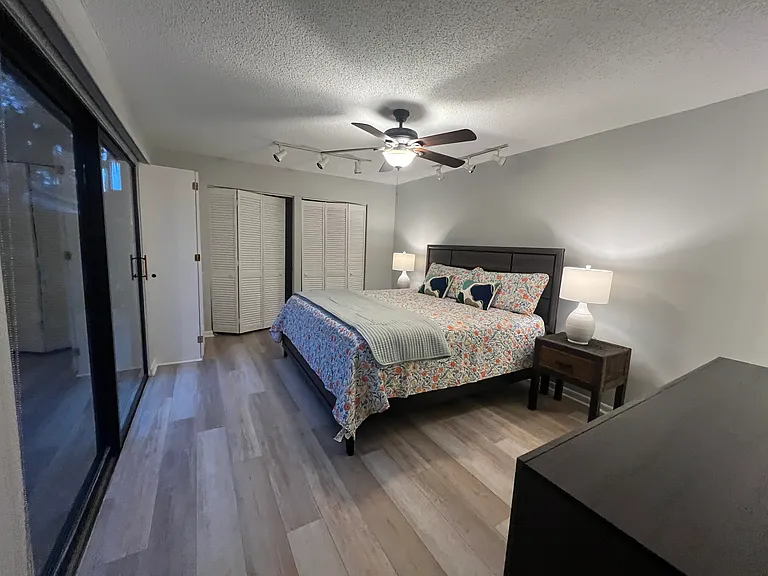133 Bermuda Ct — Photo 23