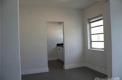 5th image of 1760 Normandy Dr