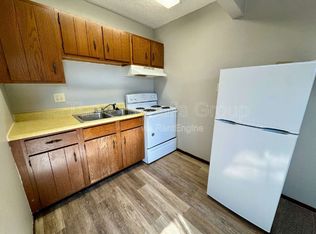 2402 Marquette Rd APT 15, Peru, IL 61354