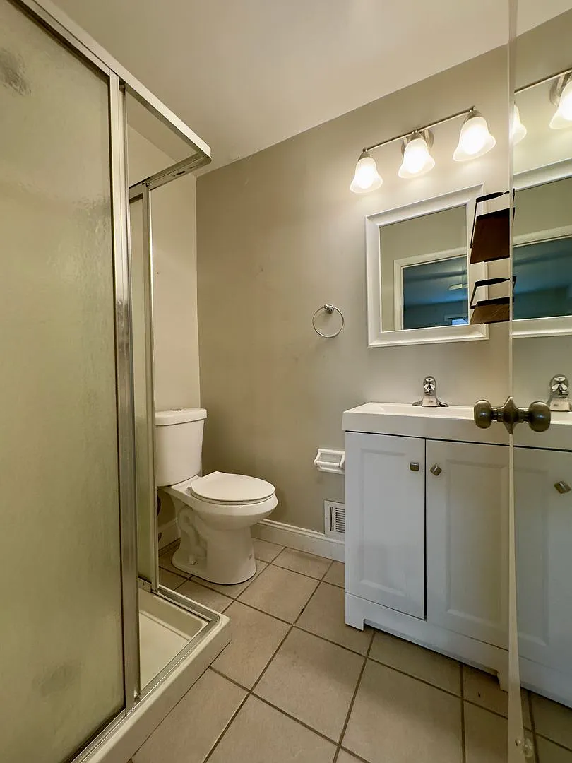 Charming 3 Bedroom/2 Bathroom Apartment in Cockeysville, MD! — Photo 4