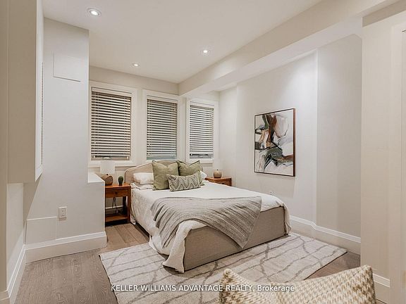 4th image of 35 Duart Park Rd