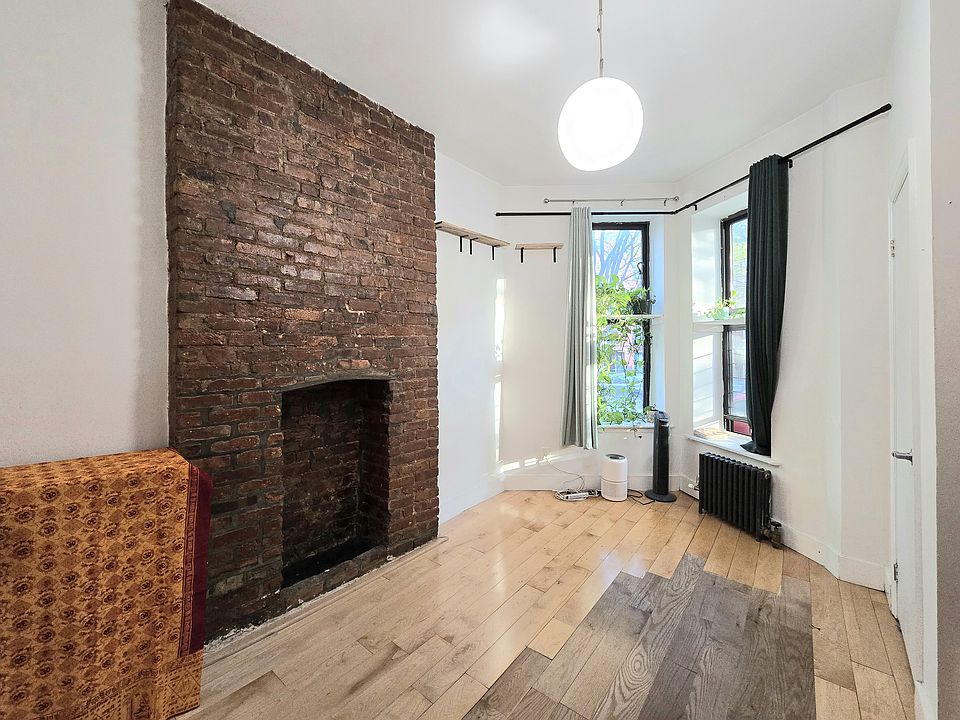 1st image of 397 Chauncey St #1L