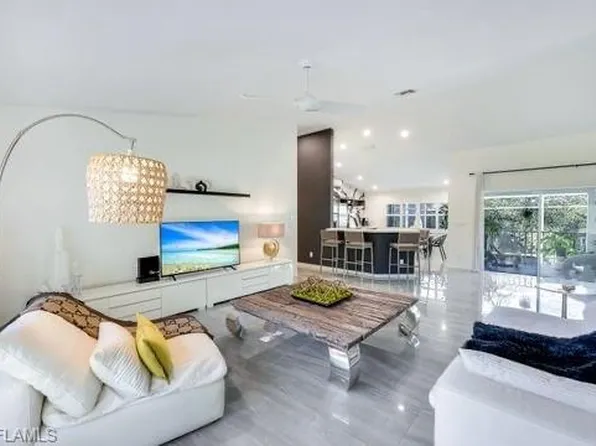 27196 Belle Rio DR, BONITA SPRINGS, FL 34135