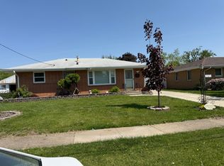 1524 Richmond Ave, Des Moines, IA 50316