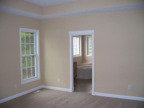 4th image of 6614 N Nantahala Dr