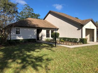 6361 W Lexington Dr, Crystal River, FL 34429