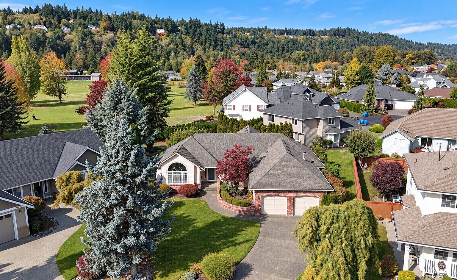 14607 154th Street E — High Cedars Golf Club