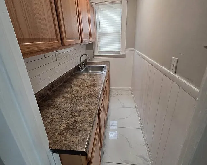 85 Morris St #2 — Photo 7