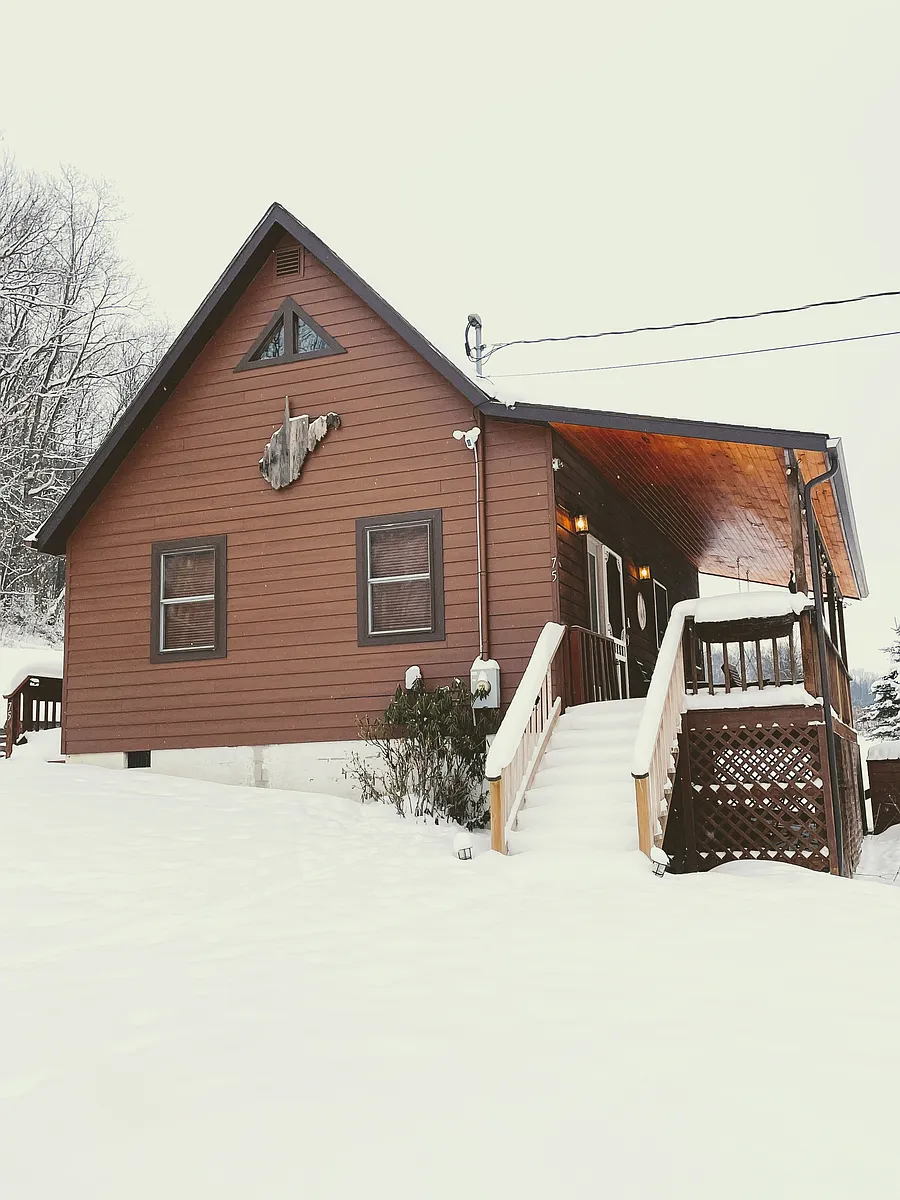 Building Photo - 9880 Brandonville Pike