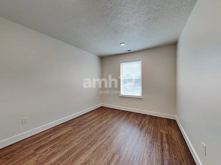 2317 E Surry Way — Photo 18