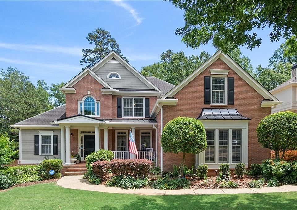 1st image of 445 Hillcrest View Dr