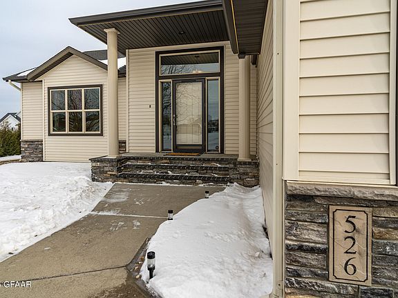 2nd image of 526 Park Dr