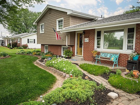 2nd image of 336 N Alden Dr