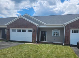 1705 Cedar Ridge Dr, Radford, VA 24141