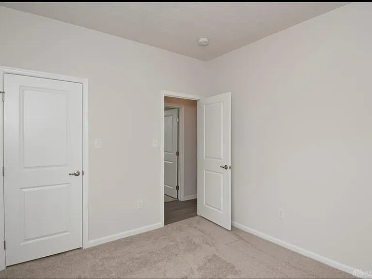 2125 Schmidt Dr — Photo 28