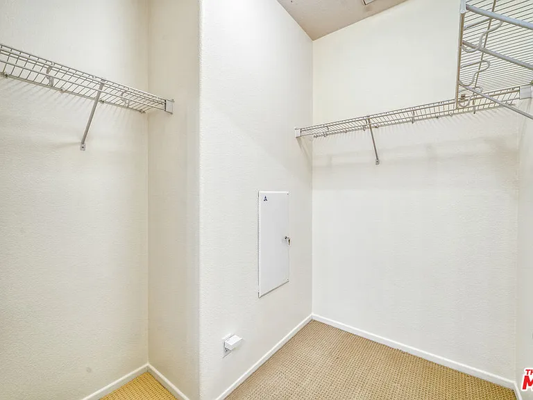 1133 Jewett Dr — Photo 20