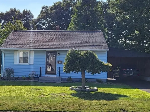 14 Dorothy Ave, Chicopee, MA 01020