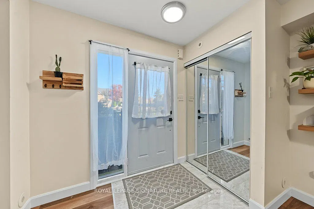 2 bed, $2,400 — Photo 4