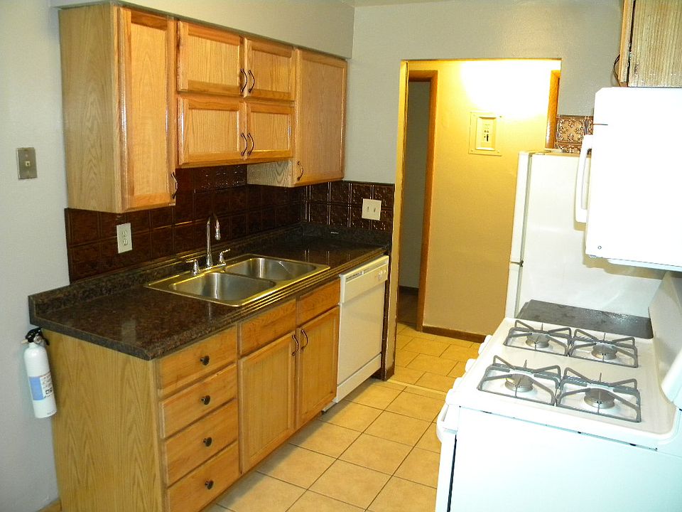 1st image of 1823 Ulysses St NE #6