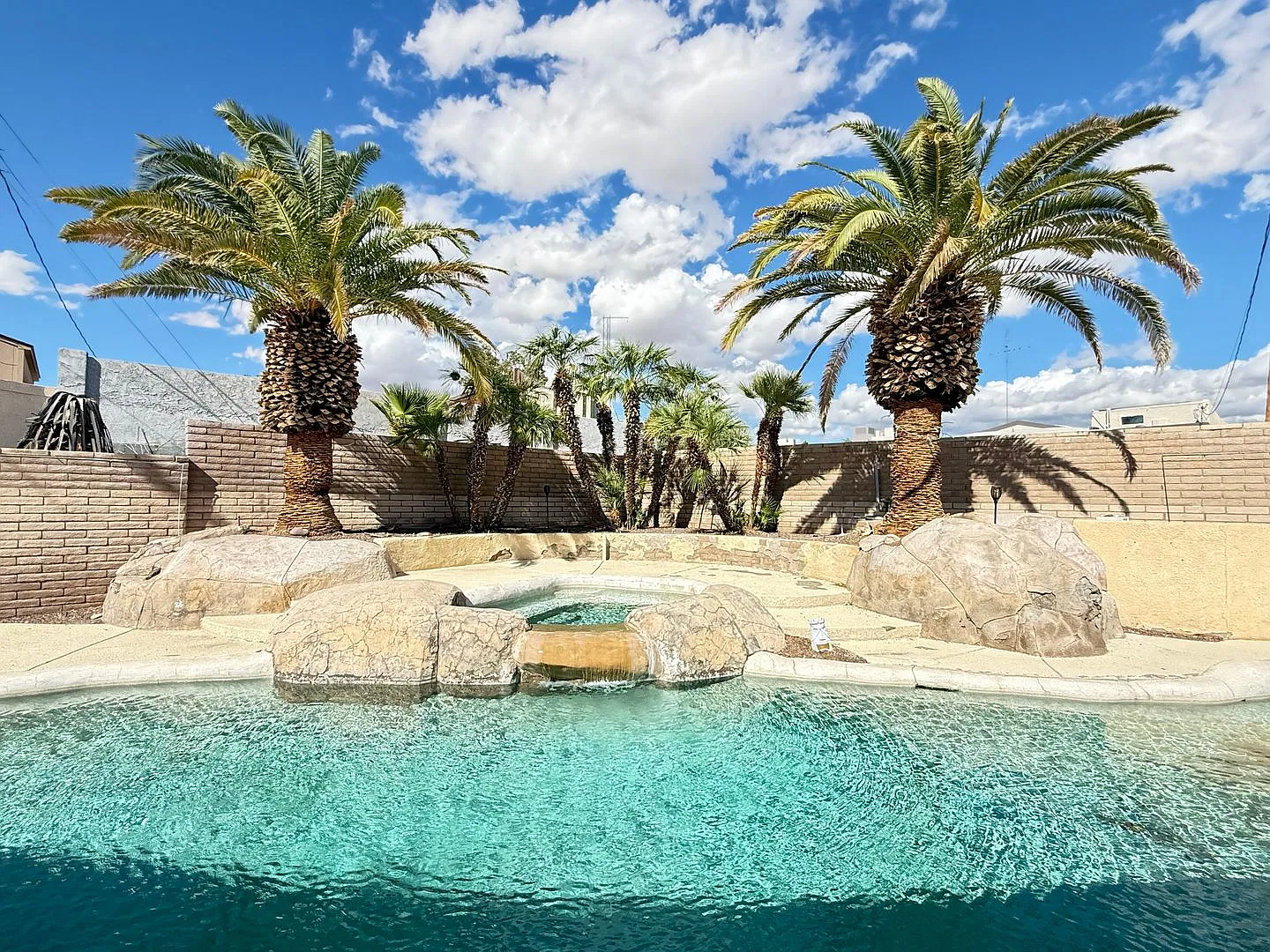 Pool home - Long term - Unfurnished — Photo 3