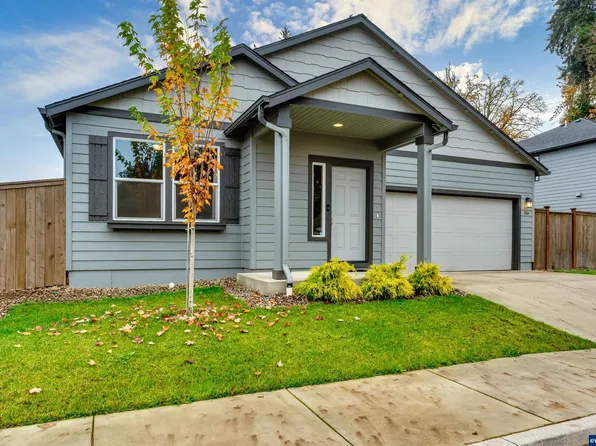 784 S 53rd St, Springfield, OR 97478