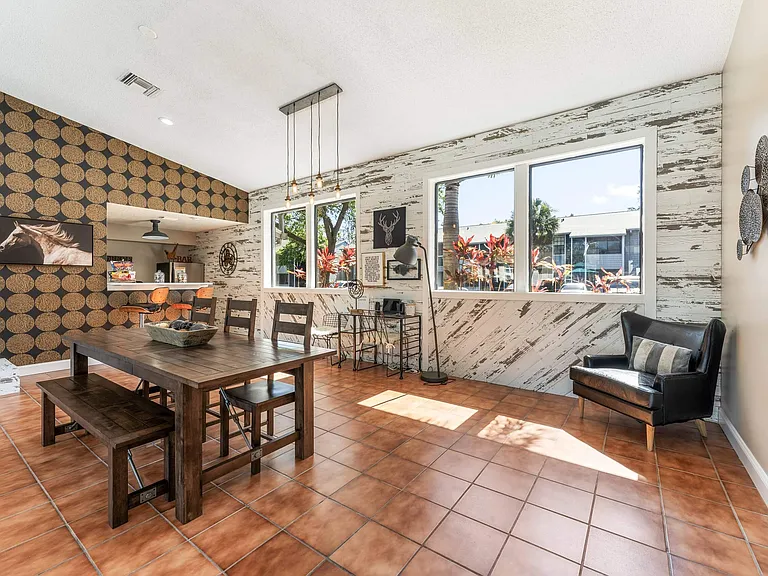 Epic Apartments — Photo 17