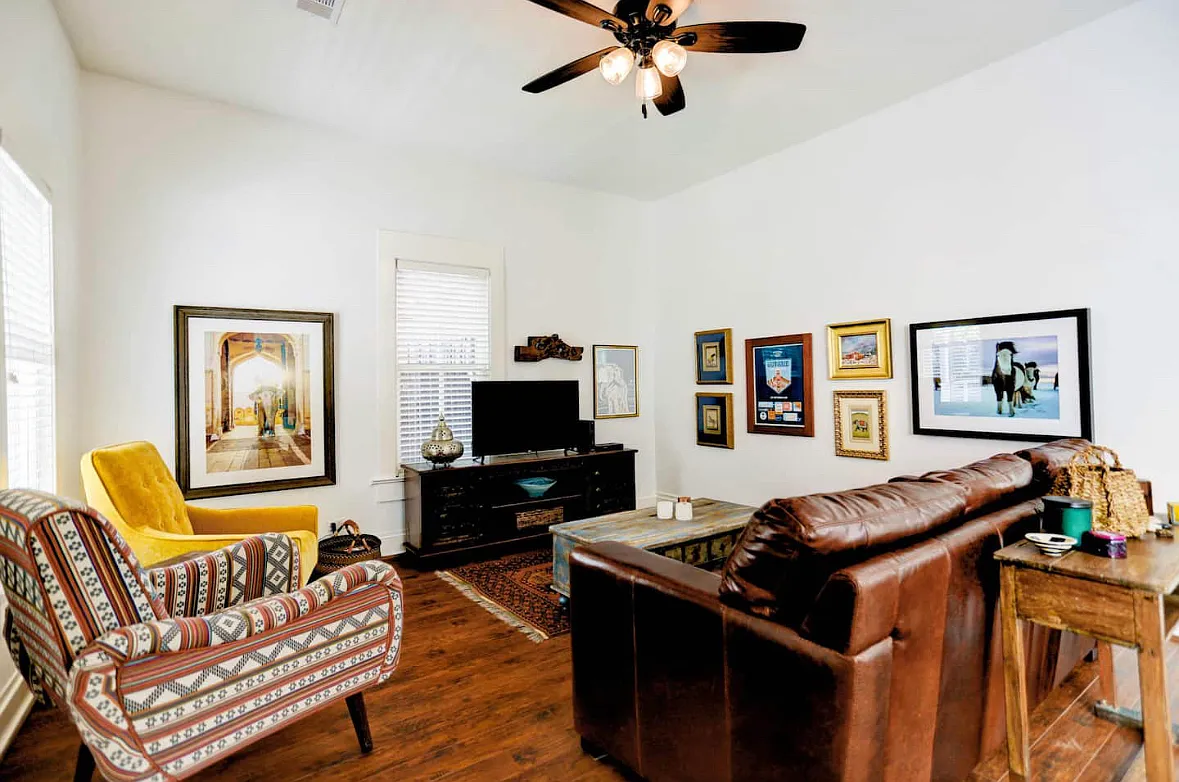 2 bed, $5,500 — Photo 4