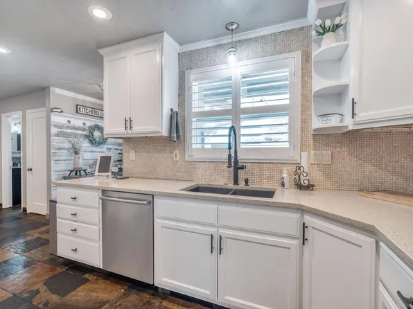 1005 W Benjamin Holt Drive, Stockton, CA 95207