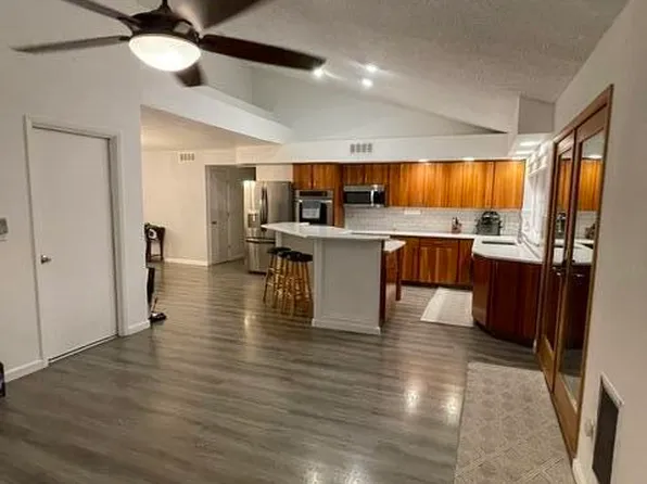 3164 W MEADOW Drive, Phoenix, AZ 85053