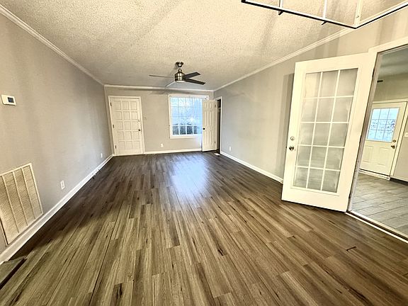 4th image of 603 Chestnut Ridge Dr