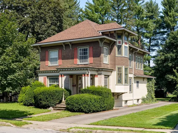 35 E Elmira St, Mansfield, PA 16933