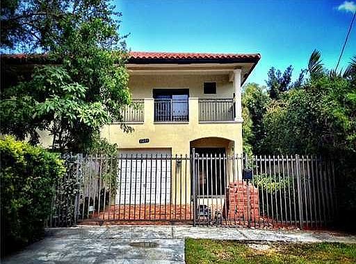 1st image of 3227 Gifford Ln #3227