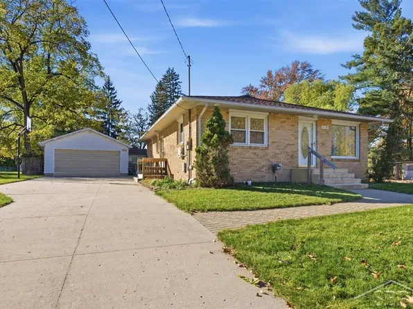 715 Smith Rd, Midland, MI 48640