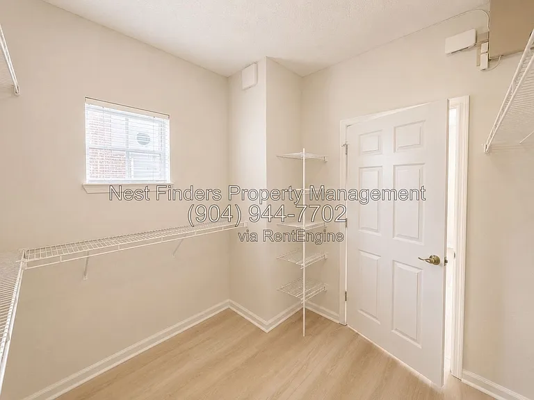10000 Gate Pkwy N #1015 — Photo 20