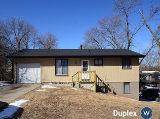 4726 N 61st St, Omaha, NE 68104