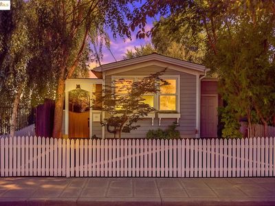 1071 55th St, Oakland, CA, 94608