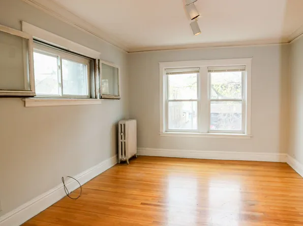 3952 N Hoyne Ave #2, Chicago, IL 60618