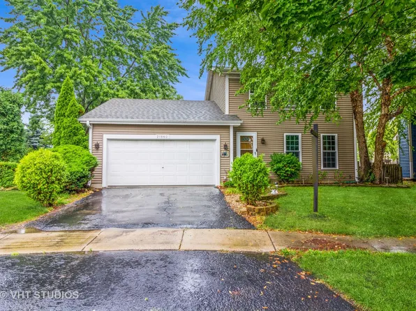 21860 W Juneau Ct, Plainfield, IL 60544