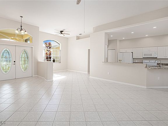 4th image of 1345 Sheehan Blvd