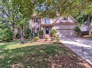 2228 Kilkenney Hill Rd, Matthews, NC 28105