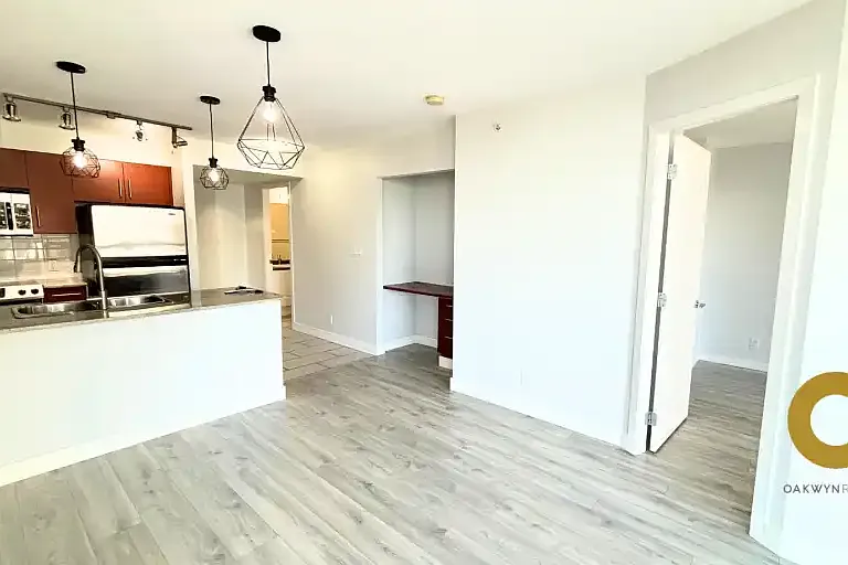 814 Royal Ave #1204 — Photo 7