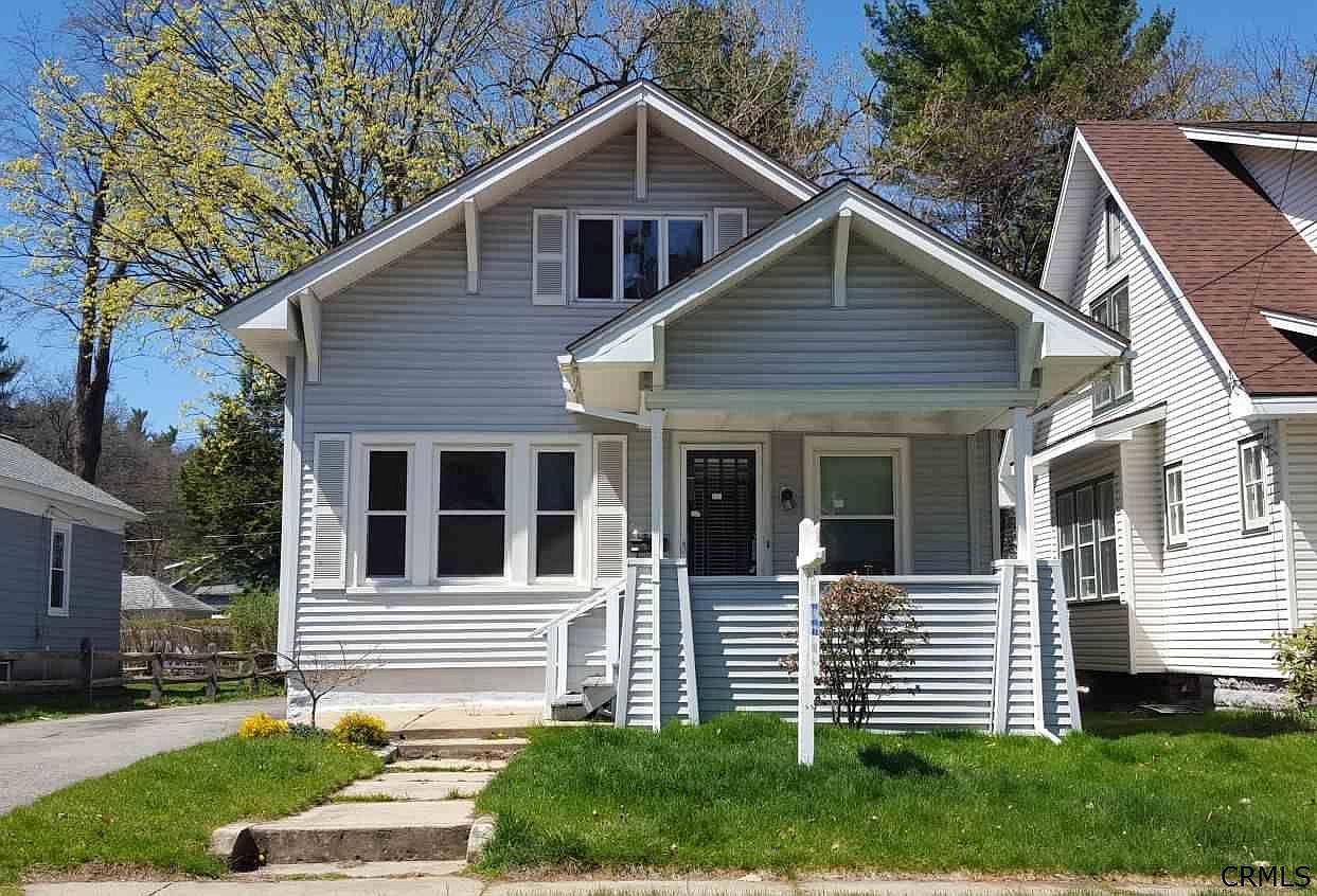 831 Dean St, Schenectady, NY 12309 Zillow