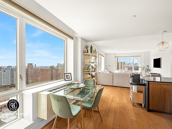 2nd image of 1280 5th Ave APT 20C